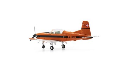 Pilatus PC-7 A-932 Ursprungsbemalung orange