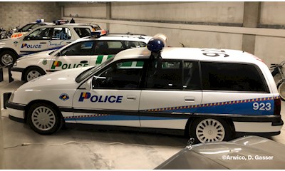 Opel Omega A2 Police cantonale de Genève