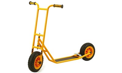 Roller Scooter, gross