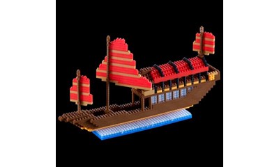 Grosses Drachenboot Advance