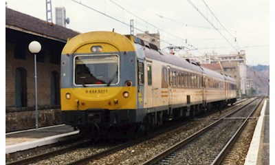 RENFE  3-teil. elektrischer-Triebzug 444-500  Estrella  Ep. IV DCS