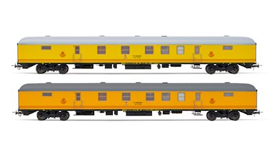 RENFE 2-teil. set DGCT-3100 Postwagen mit160km/h Dhregestellen  gelb  Ep. IV