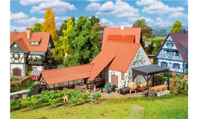 Landwirtschaftliches Gebäude mit Zubehör
