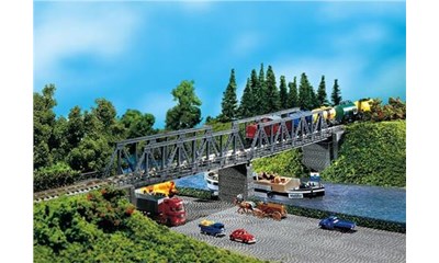 2 Kastenbruecken m. Brueckenkoepfen