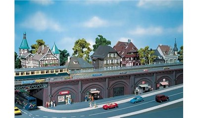 Arkaden mit Geschaeften