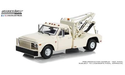 1968 Chevrolet C-30 Dually Wrecker White