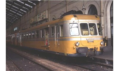 SNCF Triebwagen 2-teil.X2700 orange/silbrig Ep.IV