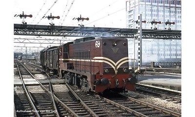 N-Diesellok NS 2218 NS braun IV, A-Licht