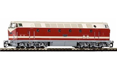 TT-Diesellok BR 119 Spitzenlicht oben DR IV