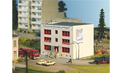 Plattenbau Schule POS