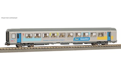 SNCF 2 Corailwagen Fluo Grand Est 1x 1.Klasse und 1x 2.Klasse Ep. VI