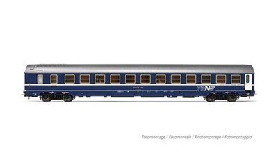 SBB TEN-Schlafwagen MU 64 mit Schürze TEN  Ep. IV