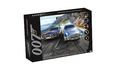 Micro Scalextric 007 Race Set-DB5 vs V8 (Battery)