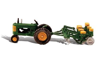 HO Tractor & Planter