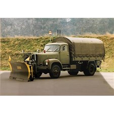Saurer 2DM mit Räumschild Boschung