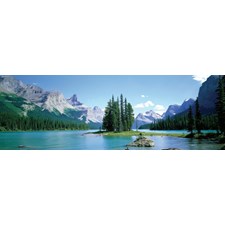 Maligne Lake