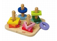 Kreatives Holzsteckspiel